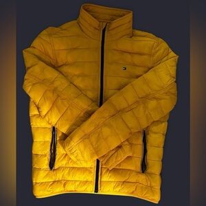Tommy Hilfiger Men's Bright Yellow Puffer Jacket